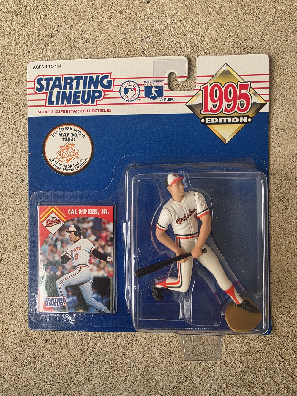 Starting Lineup 1995 Edition Cal Ripken Jr. Action Figure - White & Red